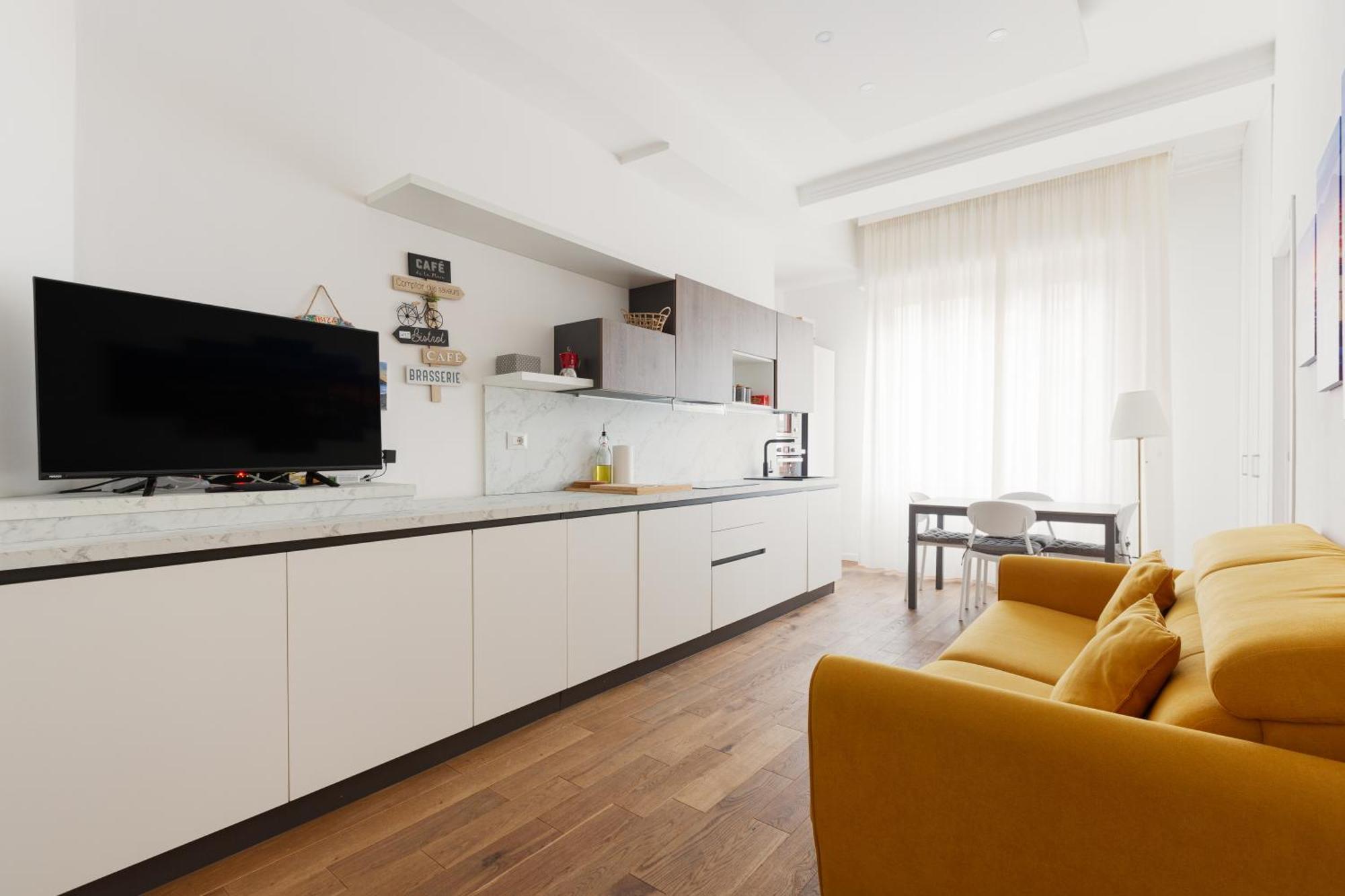 Repubblica - - Moderno Trilocale Appartement